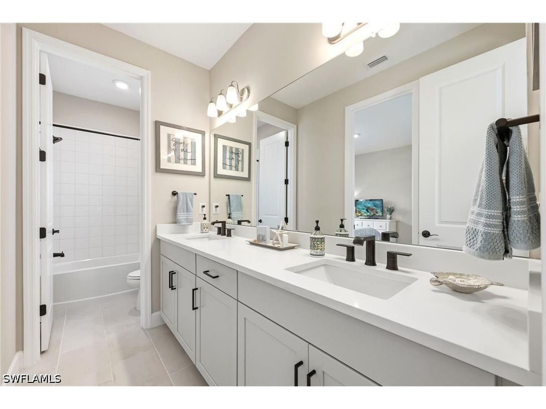 2094 Grove Drive Naples FL 34120 226011605 image19