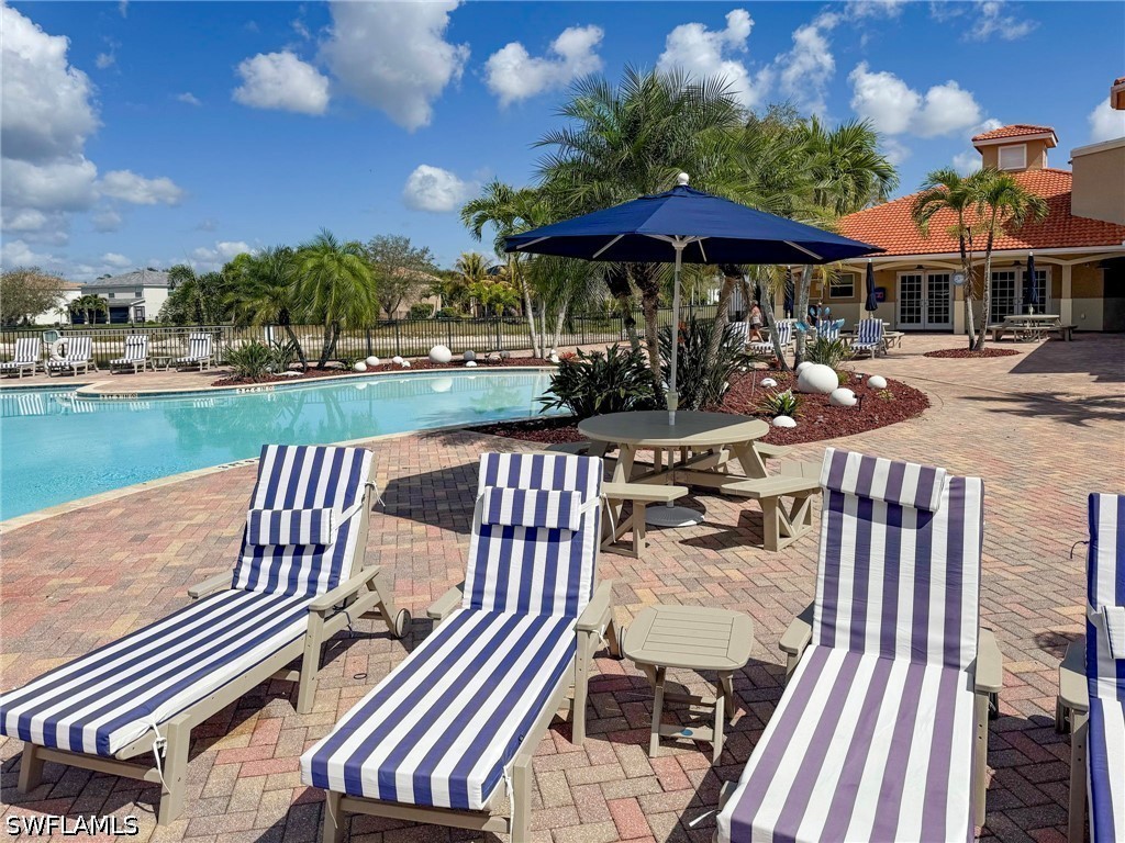 2094 Grove Drive Naples FL 34120 226011605 image38