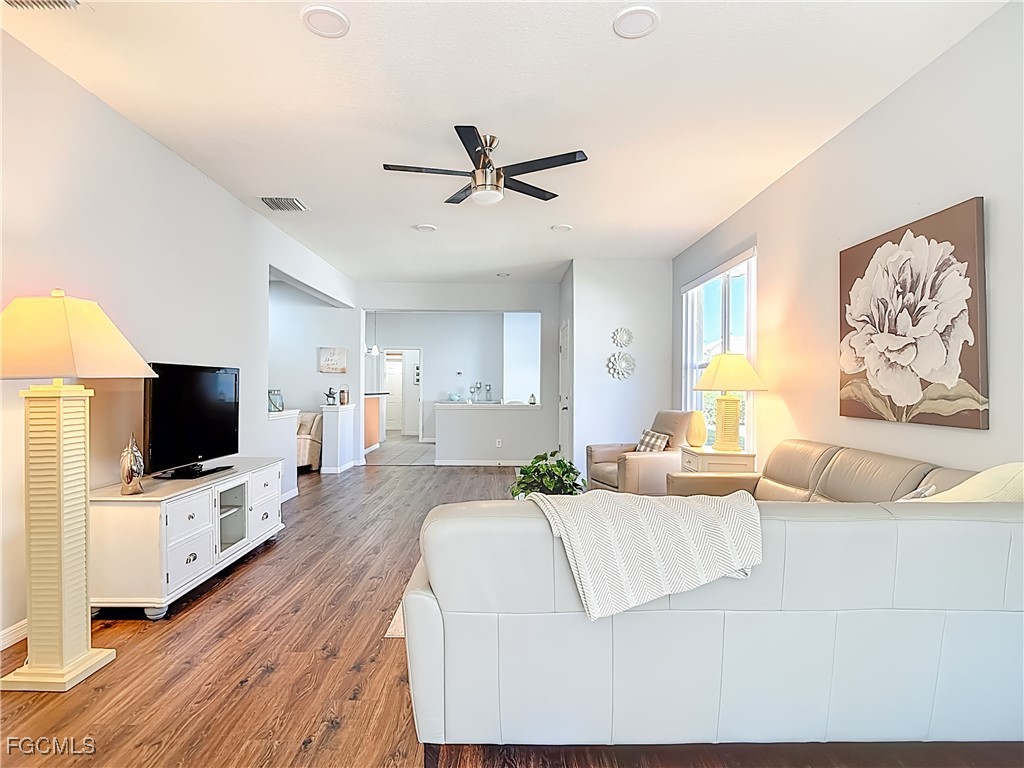 20940 Calle Cristal Lane #1 North Fort Myers FL 33917 2025021767 image10