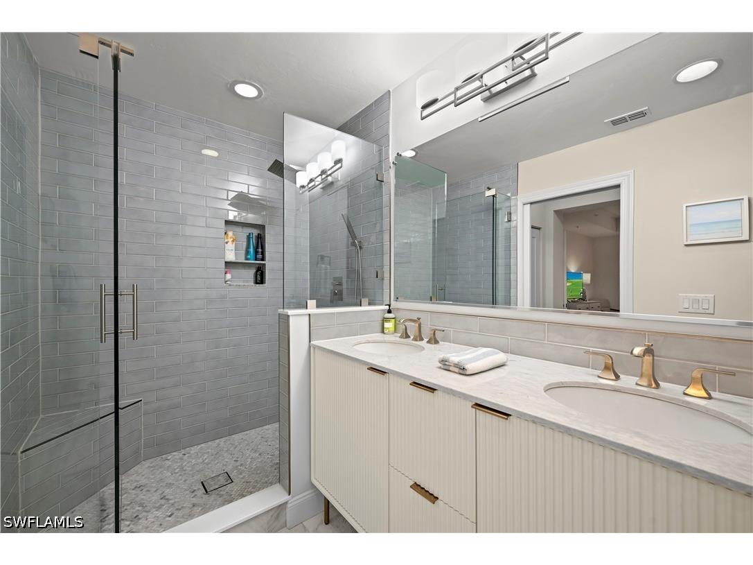 20940 Island Sound Circle #105 Estero FL 33928 226026572 image15