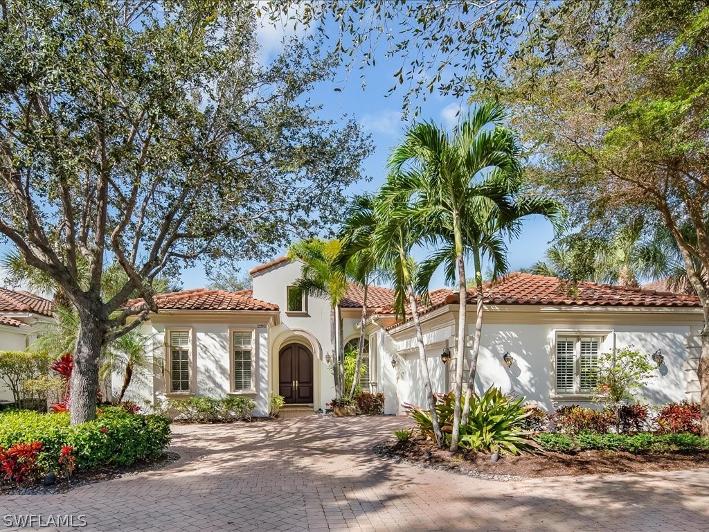 2095 Rivoli Court Naples FL 34105 224056245 image1