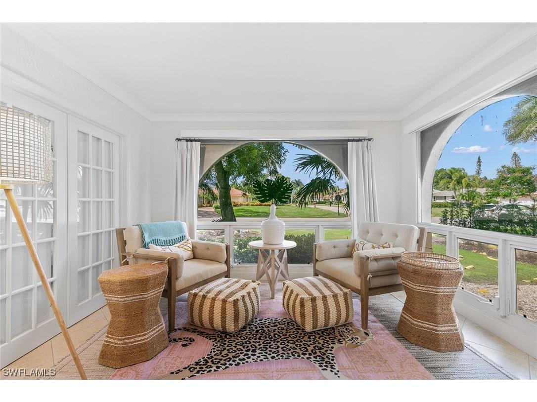 2096 Alamanda Drive #102 Naples FL 34102 223079283 image1