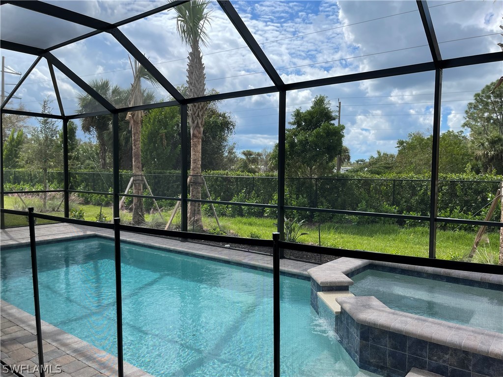 2096 Yellowfin Circle Naples FL 34114 222077543 image1