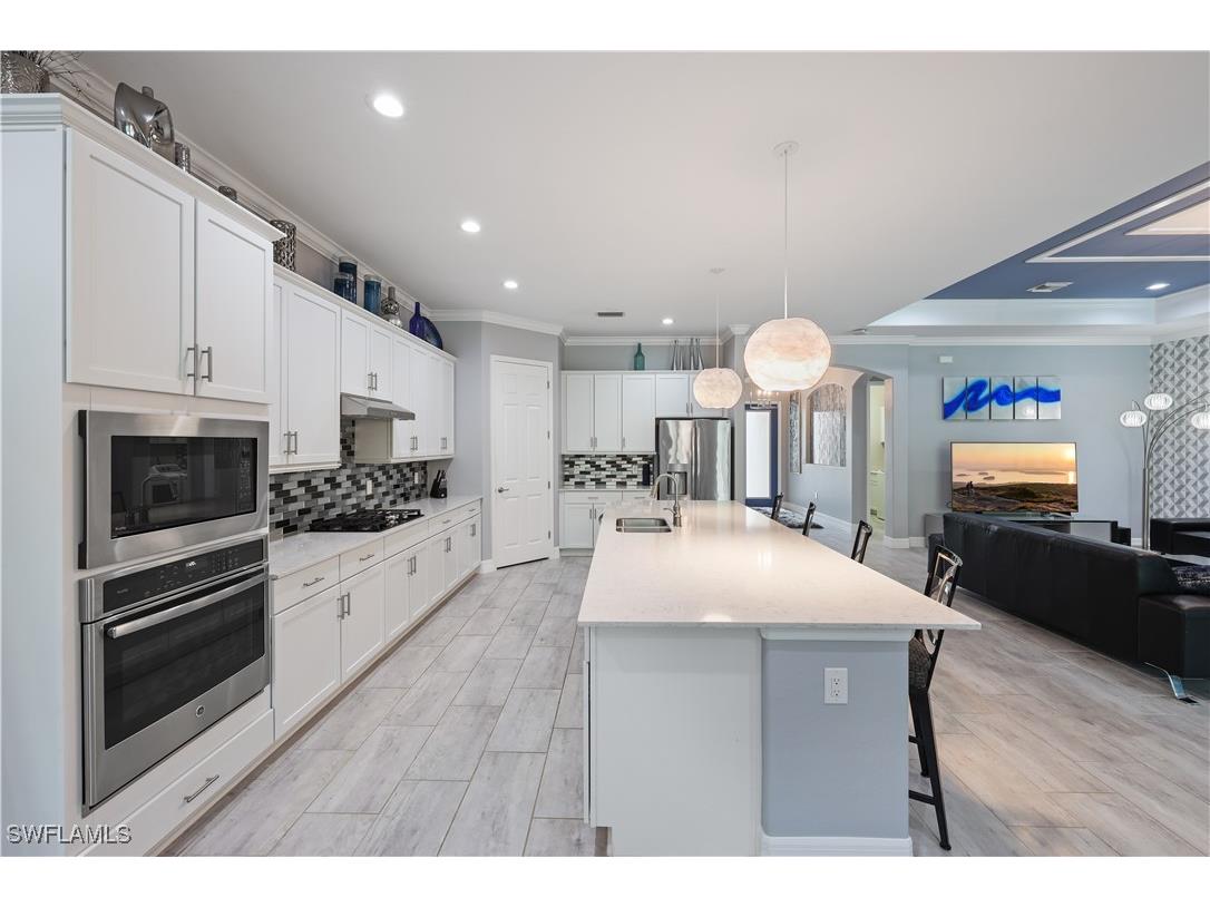 2098 Antigua Lane Naples FL 34120 225077457 image10