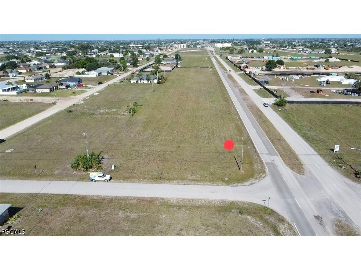 2098 Diplomat Parkway E Cape Coral FL 33909 2026021925 image3