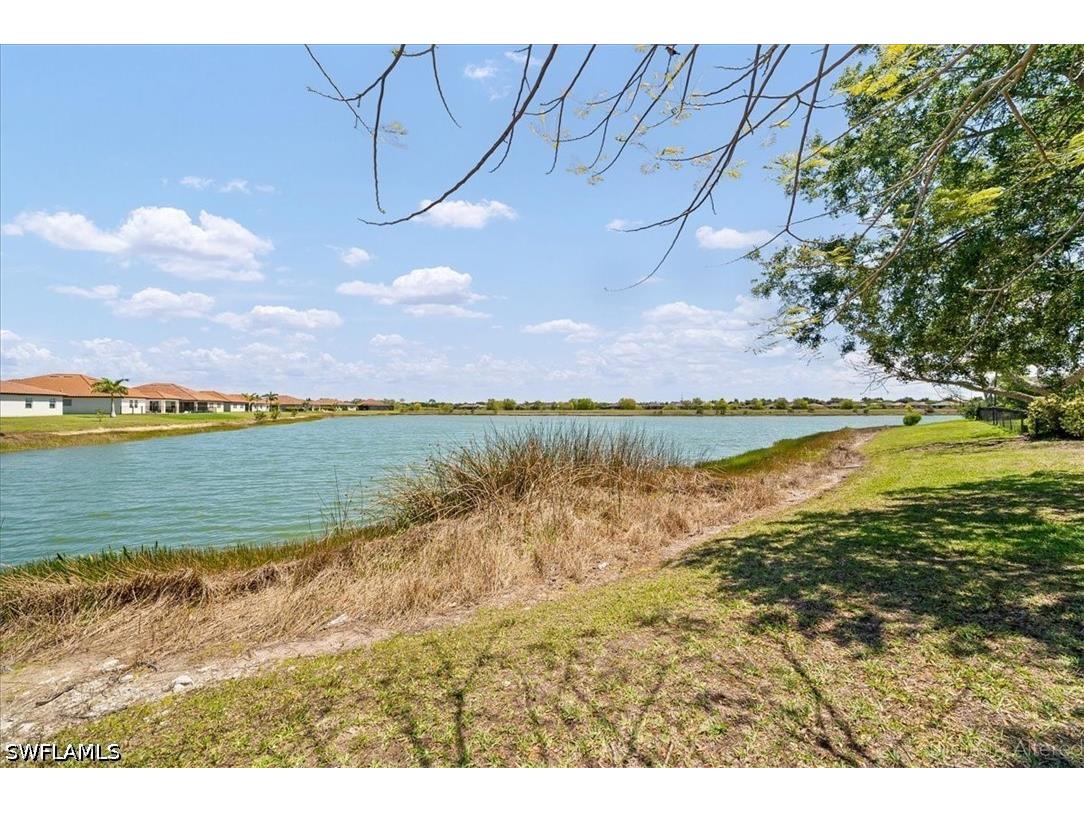 2099 Grove Drive Naples FL 34120 226014475 image29