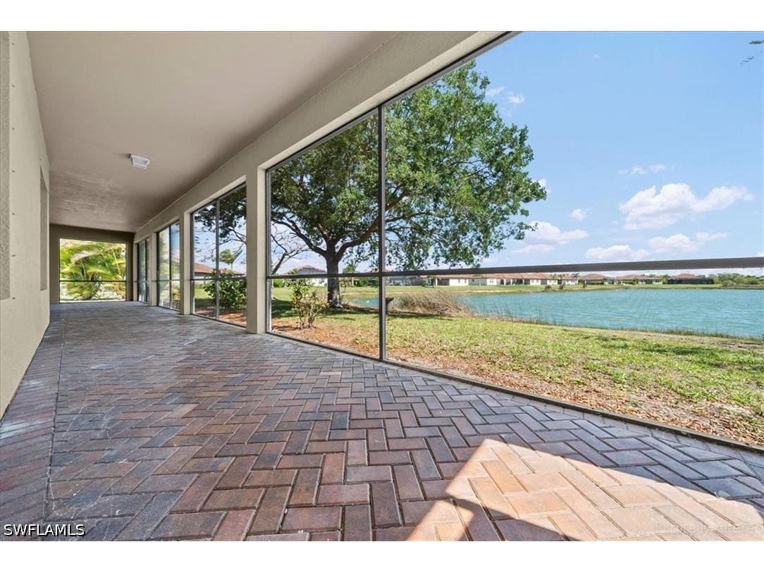 2099 Grove Drive Naples FL 34120 226014475 image6