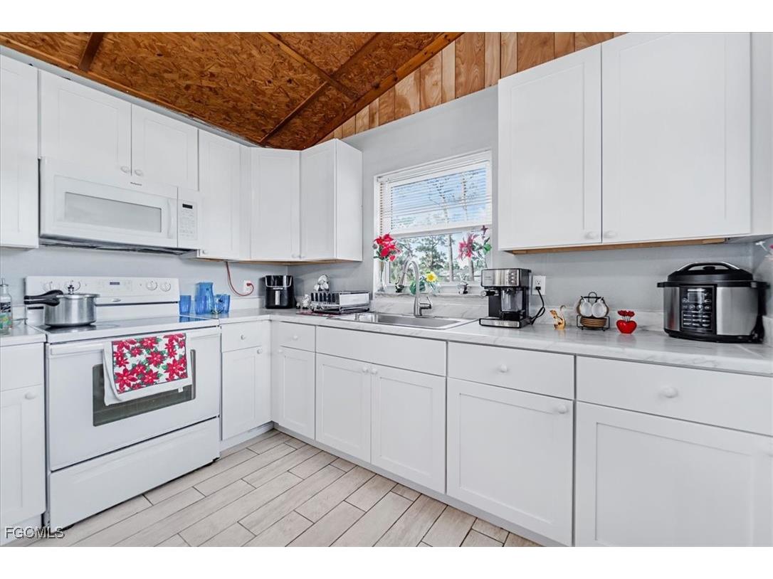 2099 Summerall Road Labelle FL 33935 2025026073 image26