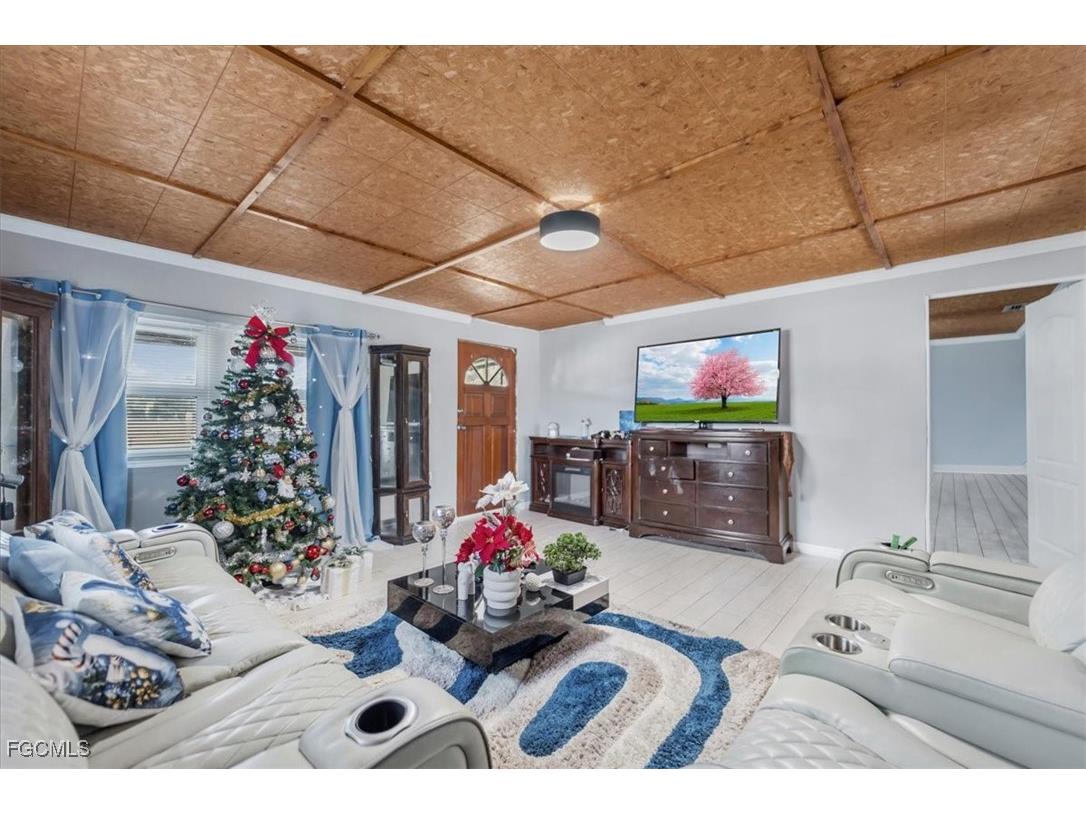 2099 Summerall Road Labelle FL 33935 2025026073 image35