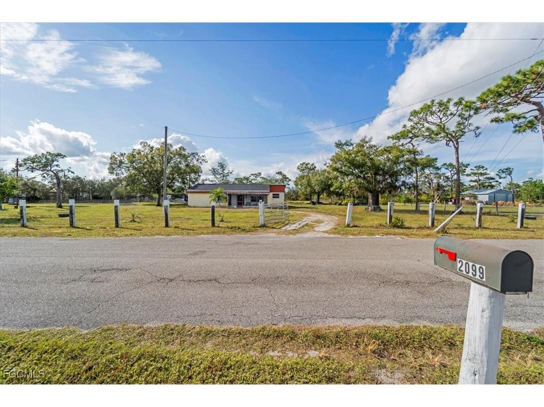 2099 Summerall Road Labelle FL 33935 2025026073 image5