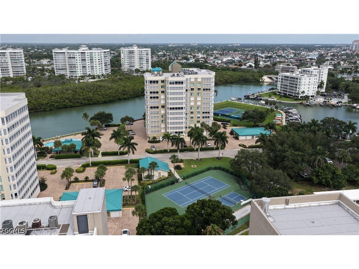 21 Bluebill Avenue #303 Naples FL 34108 2026026668 image10