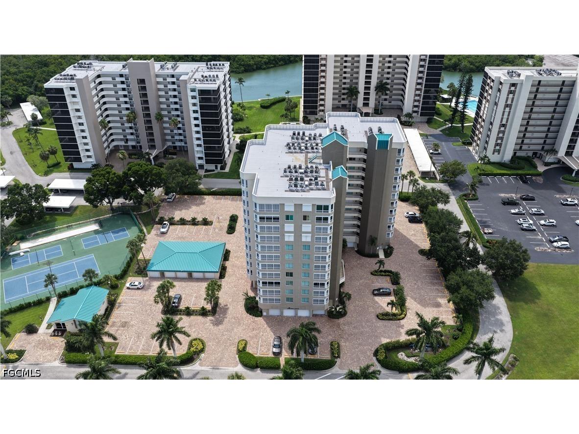 21 Bluebill Avenue #303 Naples FL 34108 2026026668 image11
