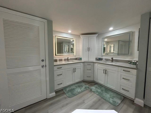 21 Bluebill Avenue #303 Naples FL 34108 2026026668 image17