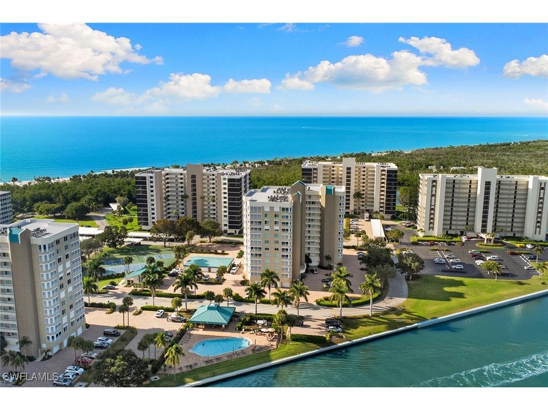 21 Bluebill Avenue #904B Naples FL 34108 225083054 image1