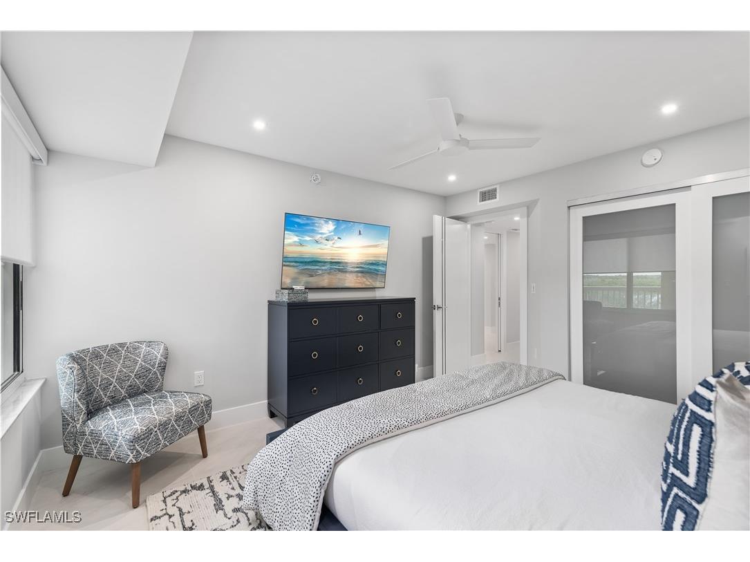 21 Bluebill Avenue #B-302 Naples FL 34108 226003979 image18