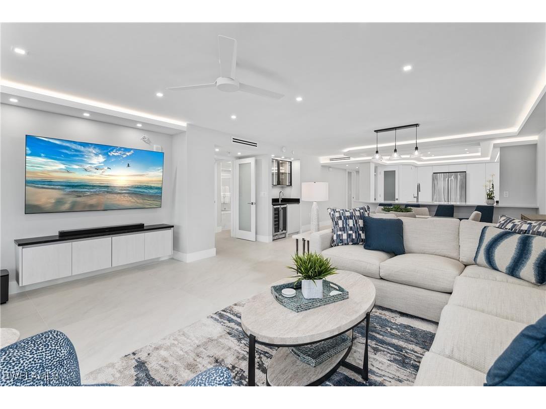 21 Bluebill Avenue #B-302 Naples FL 34108 226003979 image4