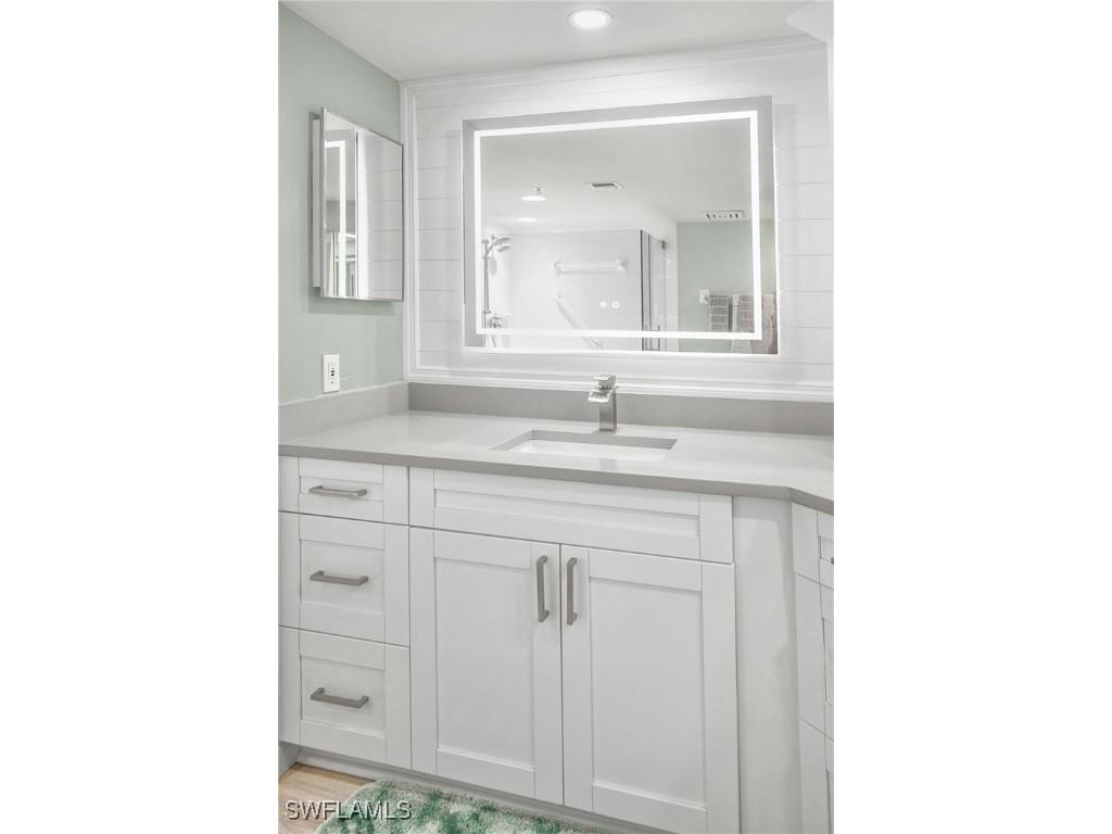 21 Bluebill Avenue #B-303 Naples FL 34108 225084246 image22