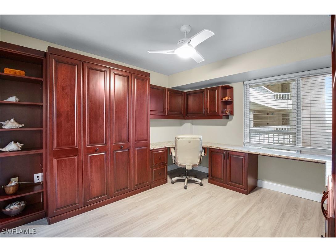 21 Bluebill Avenue #B-303 Naples FL 34108 225084246 image27