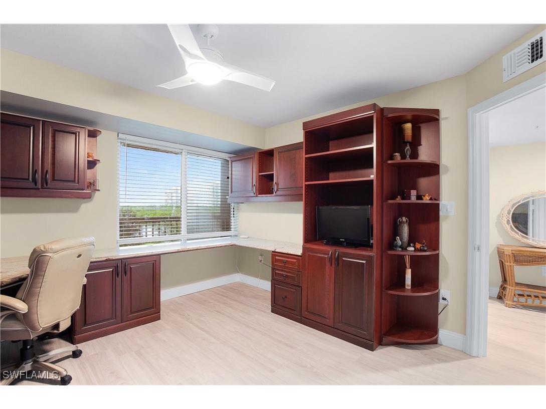 21 Bluebill Avenue #B-303 Naples FL 34108 225084246 image28