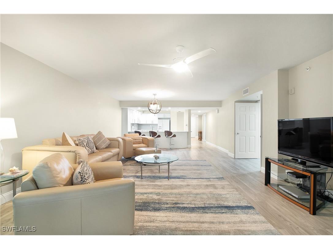 21 Bluebill Avenue #B-303 Naples FL 34108 225084246 image3