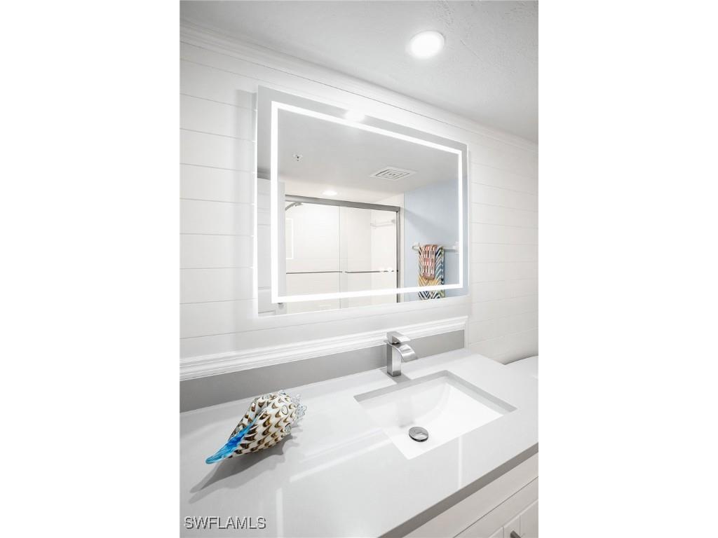 21 Bluebill Avenue #B-303 Naples FL 34108 225084246 image33