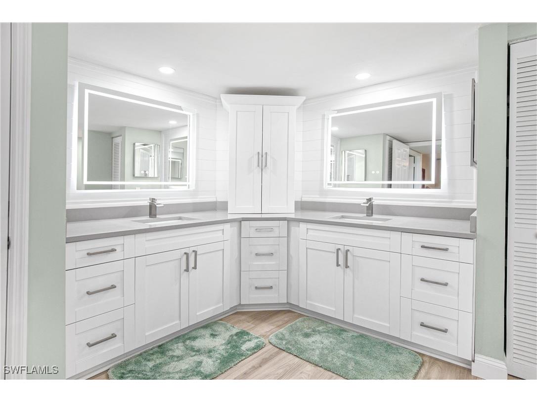 21 Bluebill Avenue #B-303 Naples FL 34108 225084246 image4