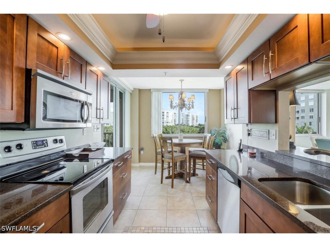 21 Bluebill Avenue #B401 Naples FL 34108 226015457 image7