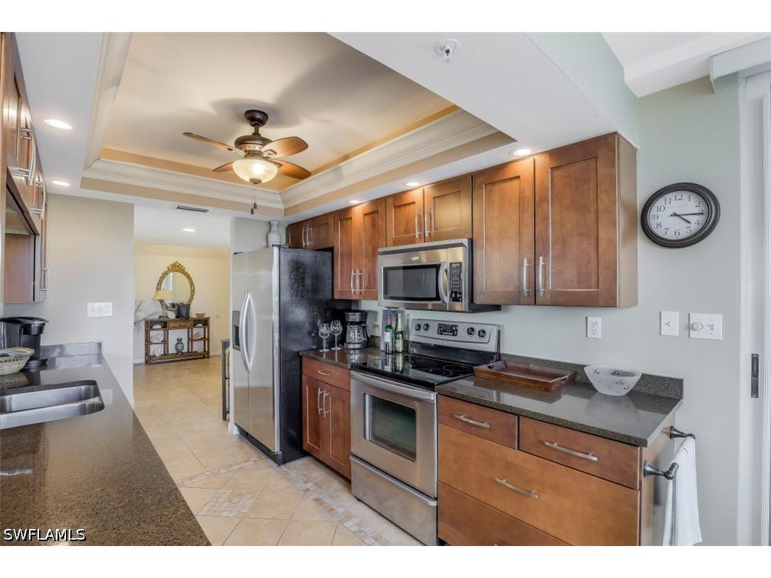 21 Bluebill Avenue #B401 Naples FL 34108 226015457 image8