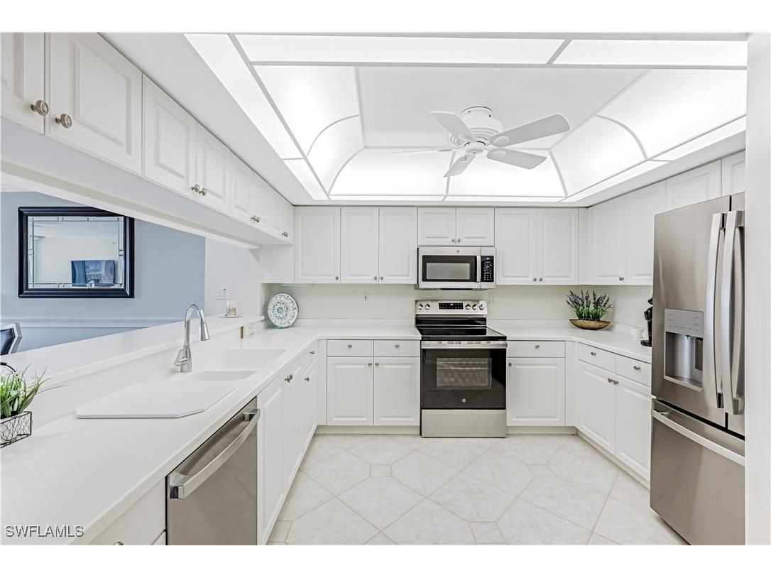 21 Bluebill Avenue #B503 Naples FL 34108 225082272 image15