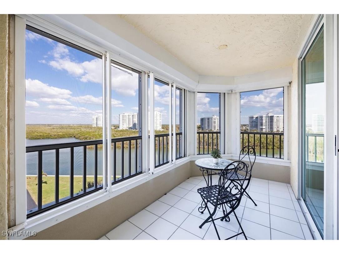 21 Bluebill Avenue #B806 Naples FL 34108 225084960 image18