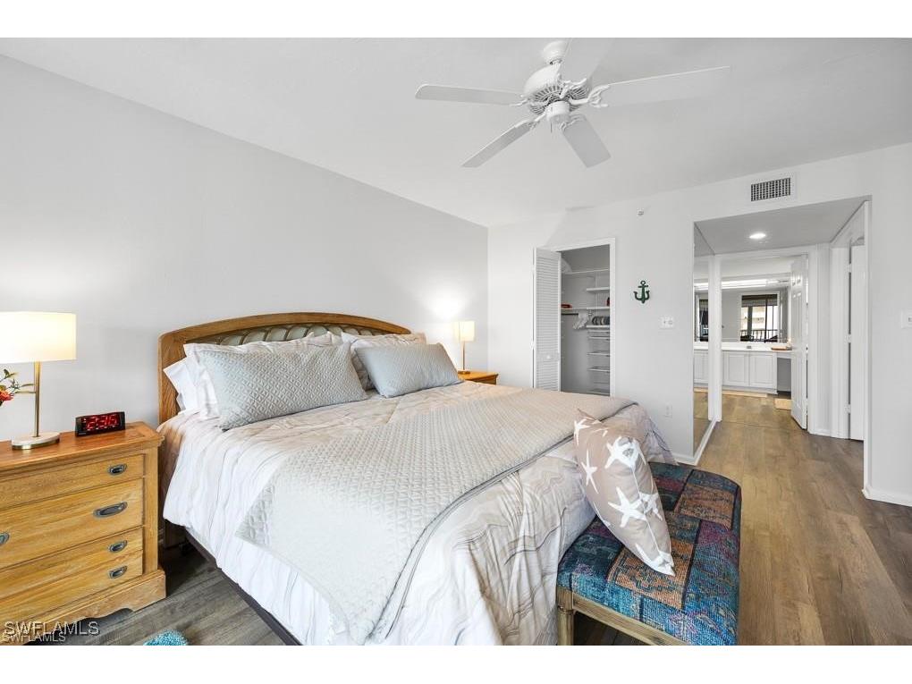 21 Bluebill Avenue #B905 Naples FL 34108 225072091 image26