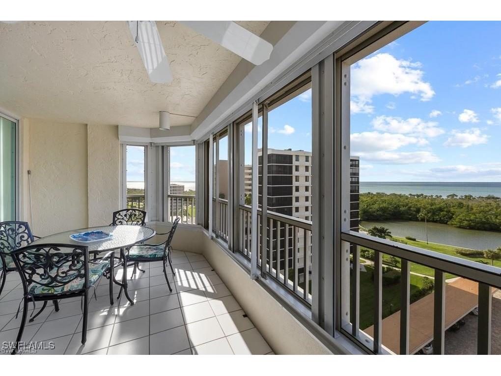 21 Bluebill Avenue #B905 Naples FL 34108 225072091 image32