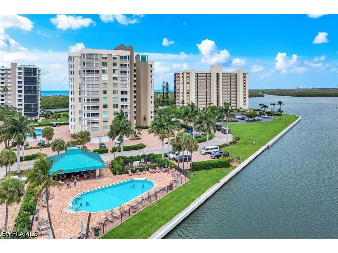 21 Bluebill Avenue #B905 Naples FL 34108 226015148 image1
