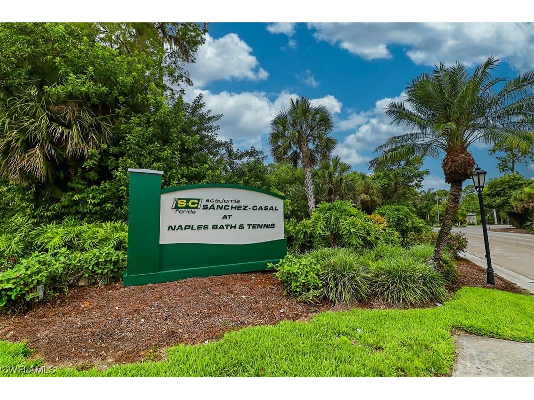 21 Bob O Link Court #21B Naples FL 34105 223072885 image1