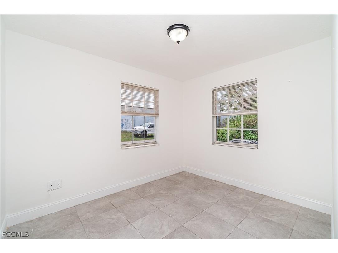 21 Cabana Avenue North Fort Myers FL 33903 2026006825 image18