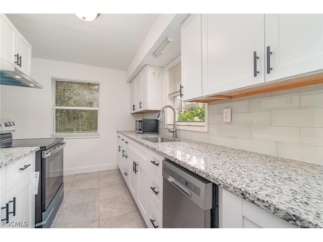 21 Cabana Avenue North Fort Myers FL 33903 2026006825 image27
