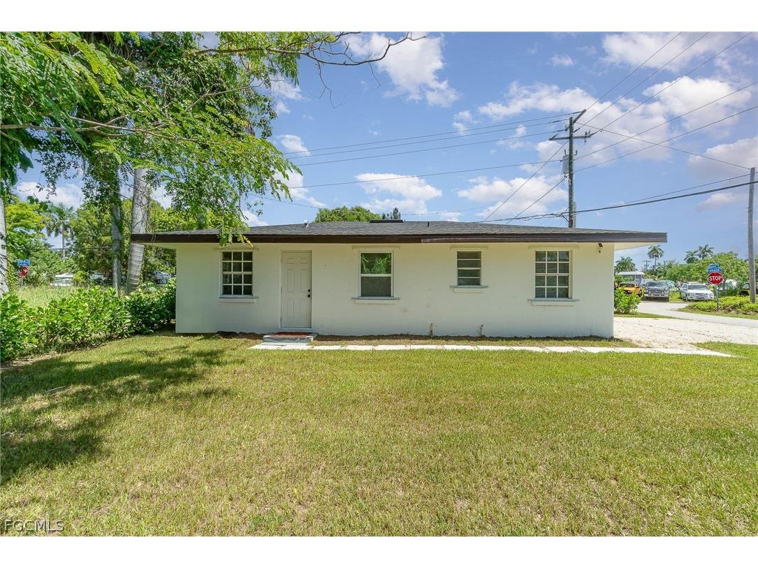 21 Cabana Avenue North Fort Myers FL 33903 2026006825 image30
