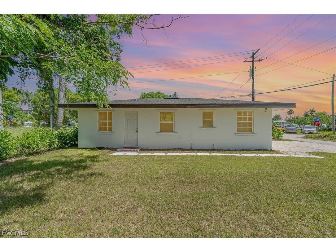 21 Cabana Avenue North Fort Myers FL 33903 2026006825 image33