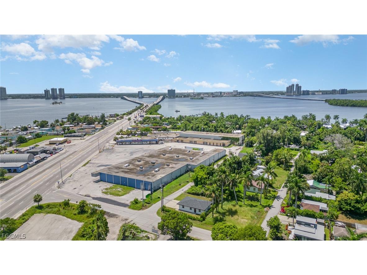 21 Cabana Avenue North Fort Myers FL 33903 2026006825 image38