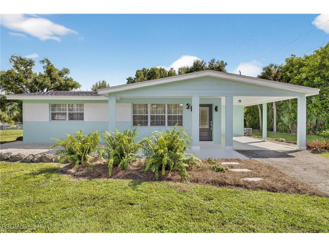 21 E Mariana Avenue North Fort Myers FL 33917 2025011423 image1