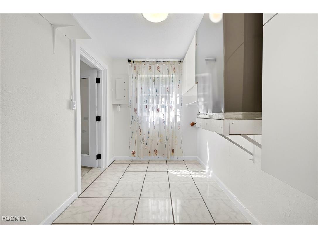 21 E Mariana Avenue North Fort Myers FL 33917 2025011423 image20