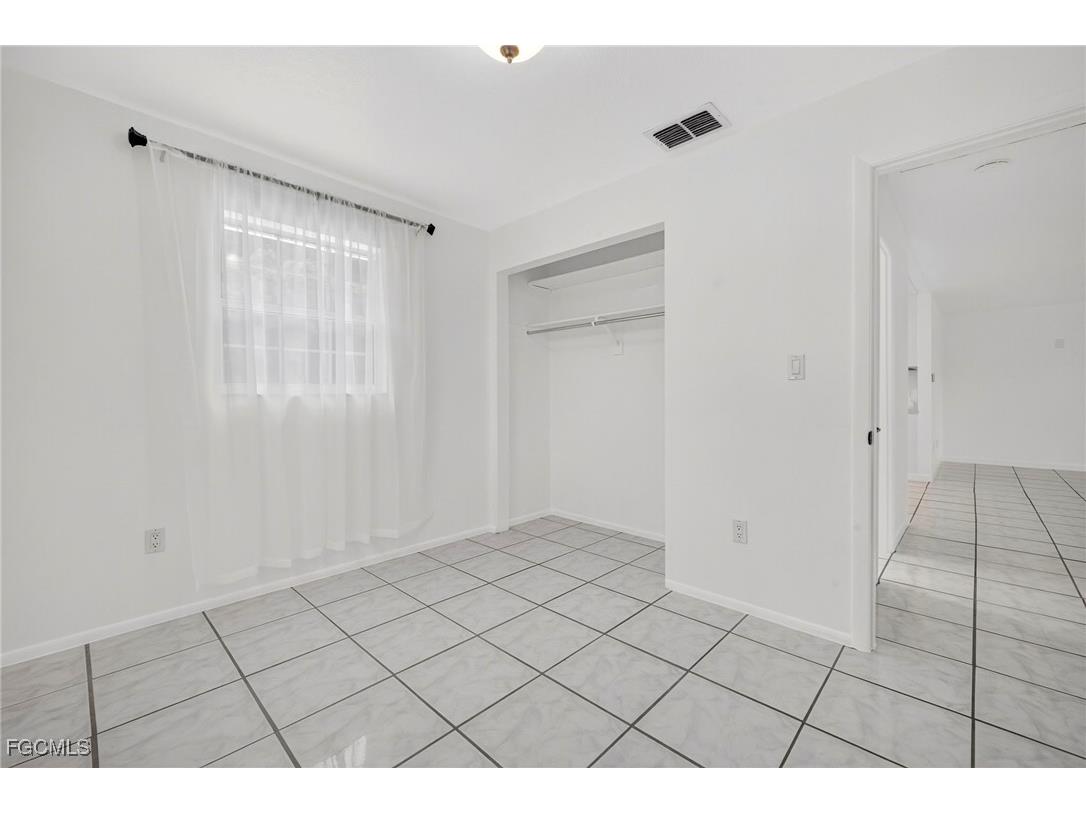 21 E Mariana Avenue North Fort Myers FL 33917 2025011423 image26