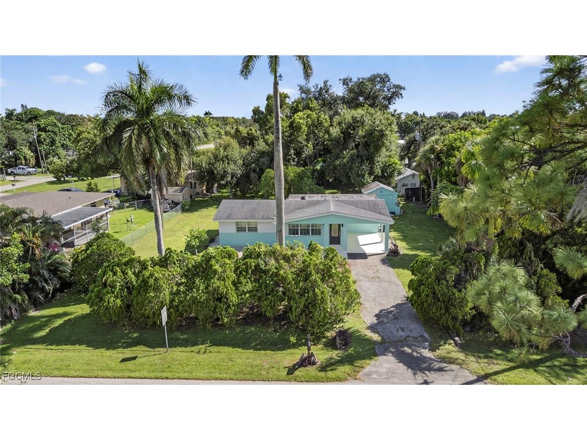 21 E Mariana Avenue North Fort Myers FL 33917 2025011423 image32