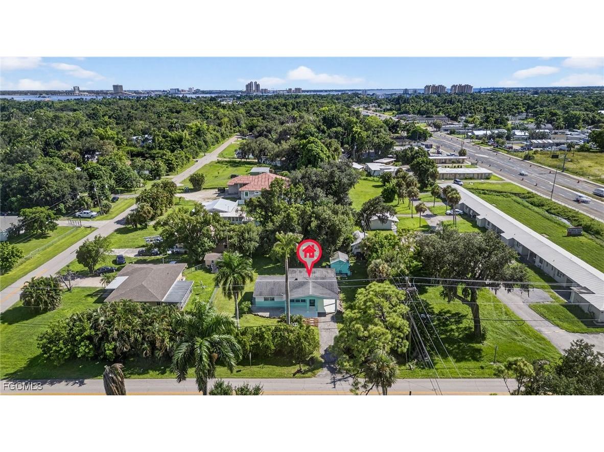 21 E Mariana Avenue North Fort Myers FL 33917 2025011423 image34