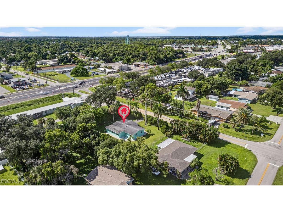 21 E Mariana Avenue North Fort Myers FL 33917 2025011423 image36