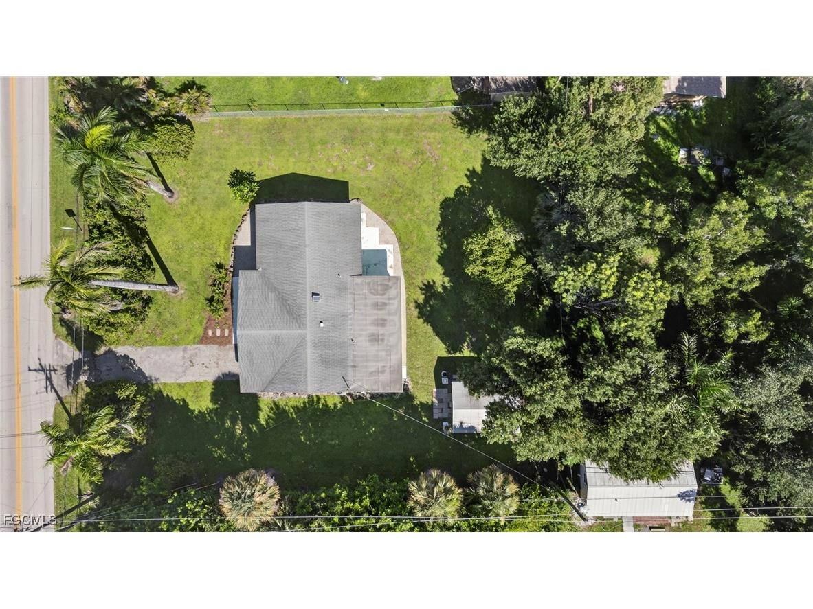 21 E Mariana Avenue North Fort Myers FL 33917 2025011423 image37