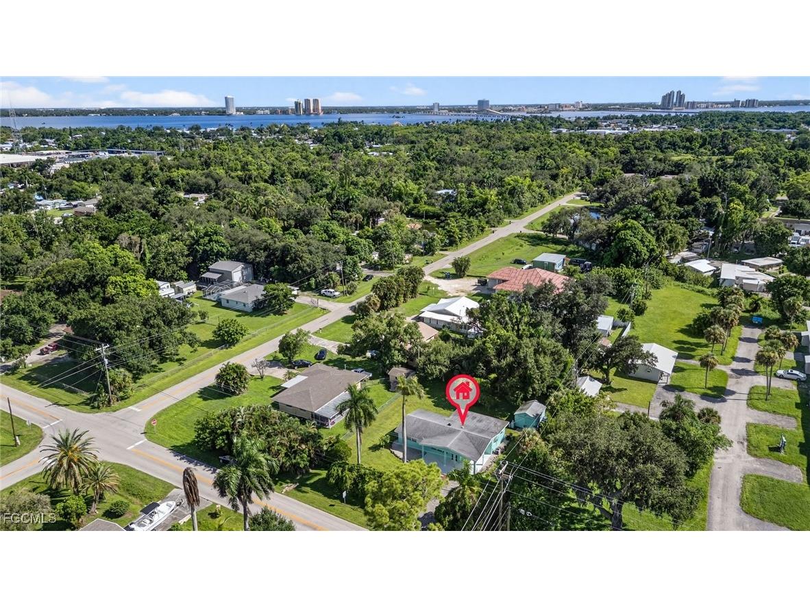 21 E Mariana Avenue North Fort Myers FL 33917 2025011423 image42