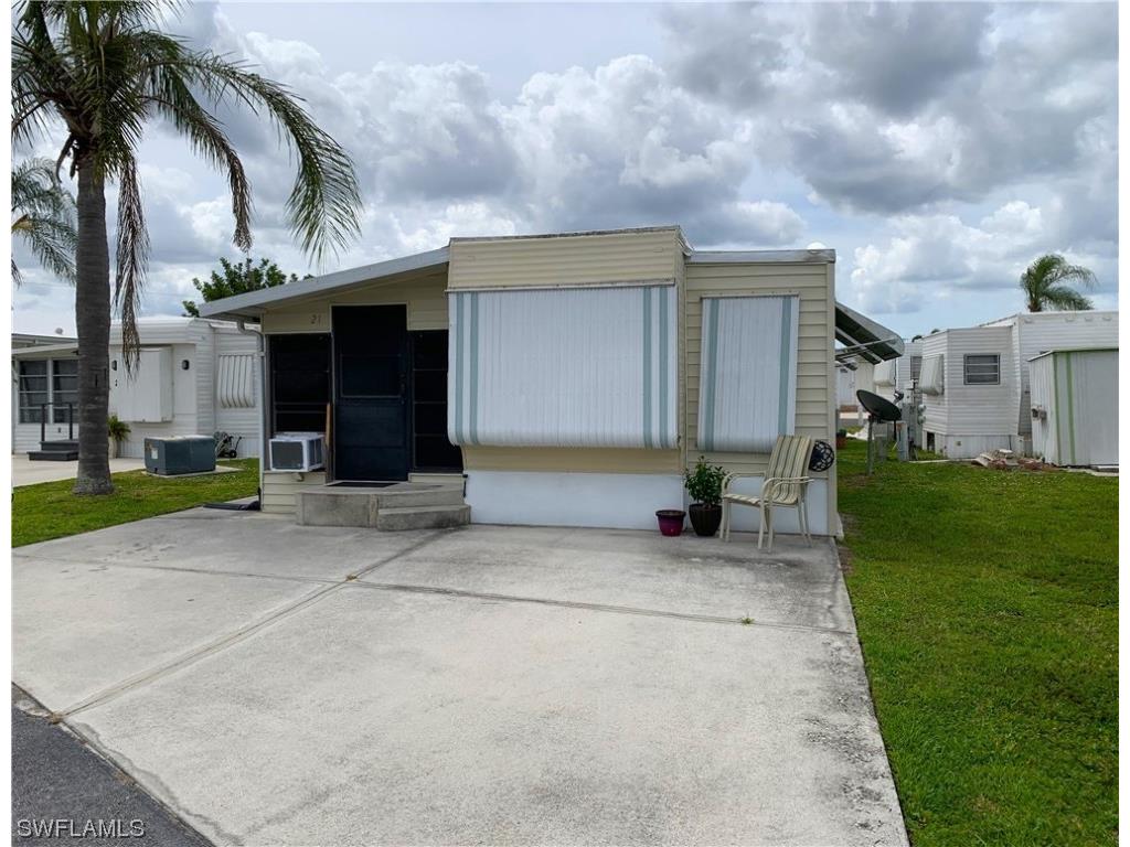 21 Garnet Drive Naples FL 34114 223013815 image1