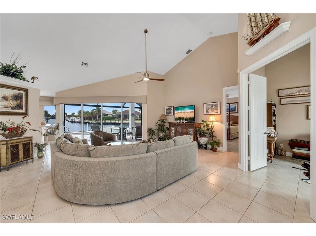 21 Hickory Court Marco Island FL 34145 226004374 image8