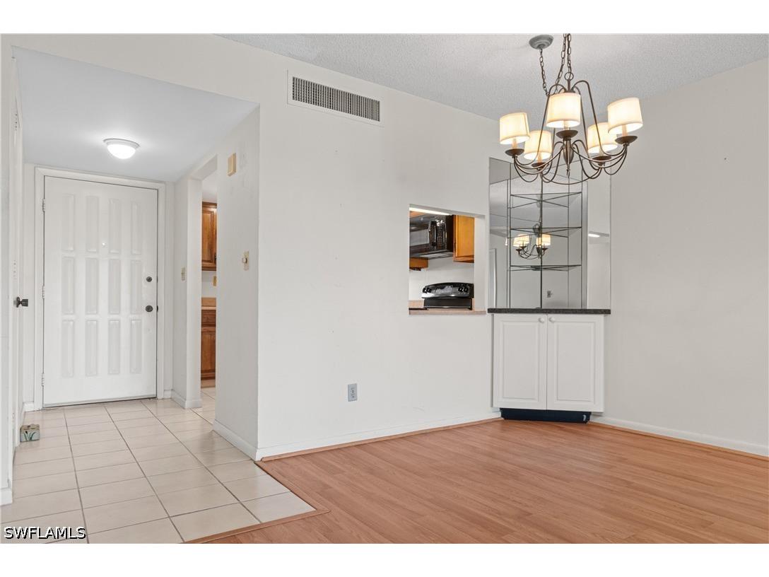 21 High Point Circle E #305 Naples FL 34103 226025727 image11